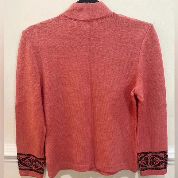 St. John Collection Marie Gray Salmon Mock Neck Sweater Black Scroll Small - Picture 2 of 10